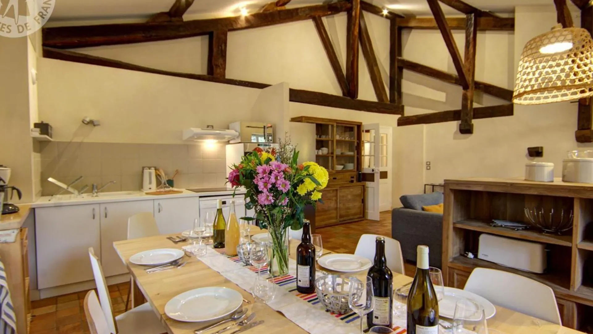Gite Historique Au Coeur Du Parc Du Pilat - 14 Pers, 3 Ch, 3 Sdb, Wifi, Jardin, Animaux Acceptes - Fr-1-496-136 Sainte-Croix-en-Jarez Ferienhaus